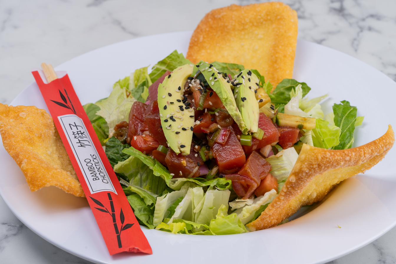 Tuna poke bowl