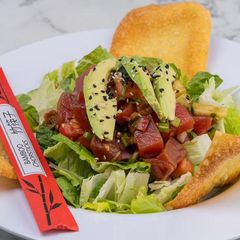 Tuna poke bowl with wonton chips at Sami's on Marco Island